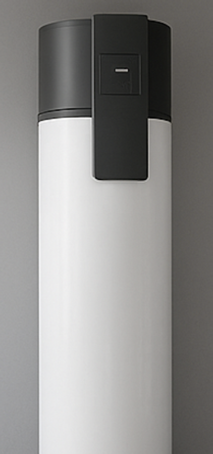 occitanie sol'r installation de panneaux solaire photovoltaiques et energie renouvelable Chaudière solaire verticale avec panneau solaire à proximité.